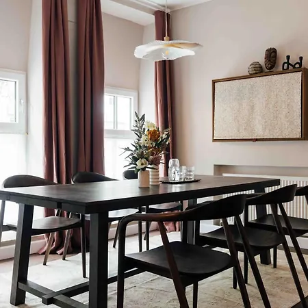 Clemonte Hotel - Your Reception-Less Boutique Hideaway-2
